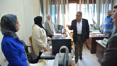 محافظ الدقهلية يتفقد إدارات الديوان العام.. ويؤكد: سرعة إنجاز الخدمات للمواطنين