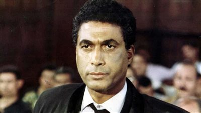في ذكرى ميلاد أحمد زكي.. أسطورة تمثيل لم تنجب السينما مثلها