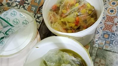 ضبط 390 كيلو أغذية فاسدة وغير صالحة للاستهلاك الآدمي بحملات مكثفة بدمياط