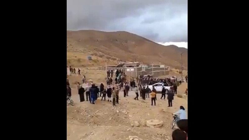 احتجاجات أهالي بلدة الجراجير
