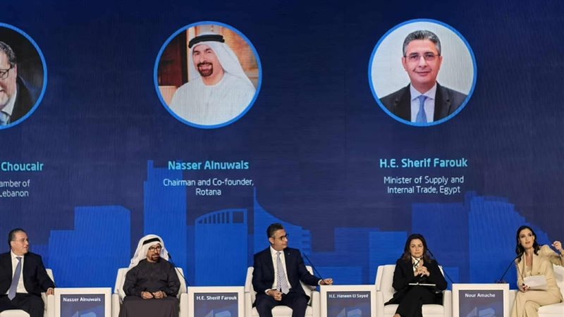 وزيرة التموين خلال الإجتماعات