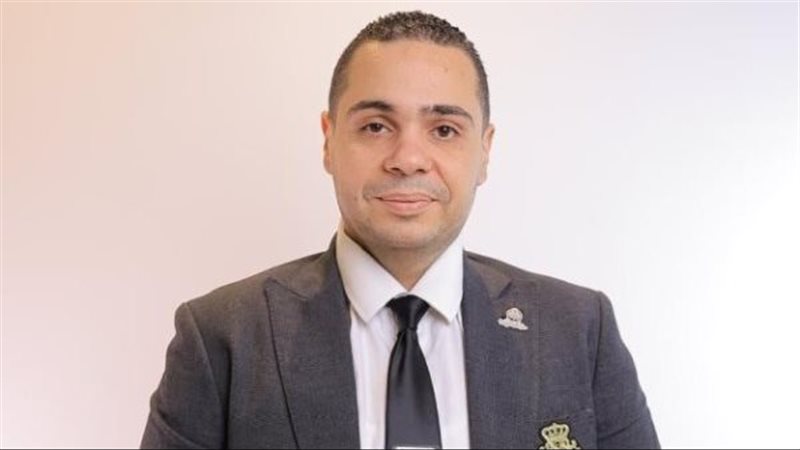  عادل مأمون عتمان عضو مجلس الشيوخ عن حزب الجبهة الوطنية