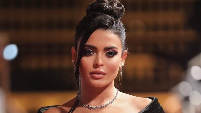 أسماء جلال