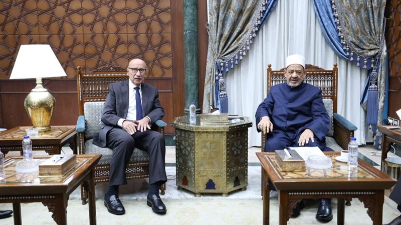 صورة من اجتماع اليوم