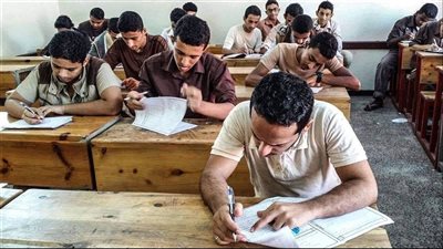 الحبس 7 سنوات وغرامة 200 ألف جنيه..عقوبة تسريب أسئلة الامتحانات بالقانون