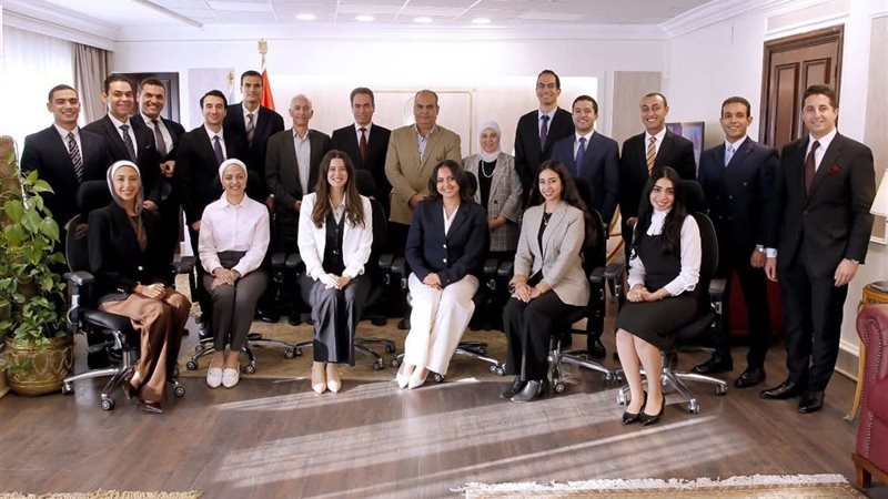 الوفد الثاني من الملحقين الدبلوماسيين بوزارة الخارجية