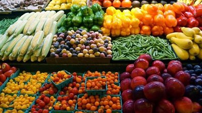 أسعار الخضراوات والفاكهة في سوق العبور اليوم السبت 22 نوفمبر 2025