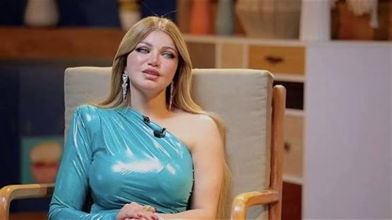 الإعلامية ياسمين الخطيب 
