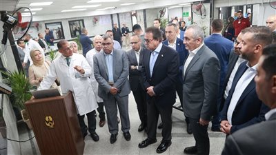 وزير الصحة يفتتح أعمال تطوير أقسام الطوارئ والعيادات بمستشفى المطرية والمعهد القومي للكلى