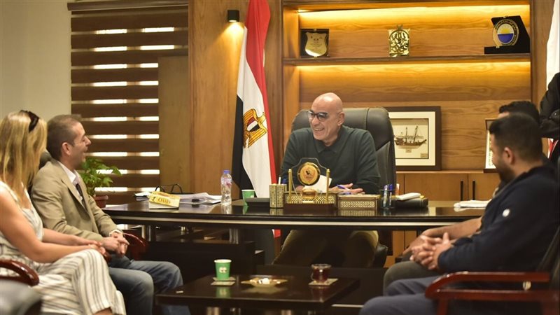 زيارة وفد معهد برشلونة إلى الزمالك لبحث التعاون 