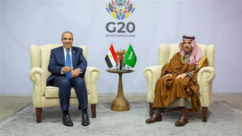 وزير الخارجية ونظيره السعودي 