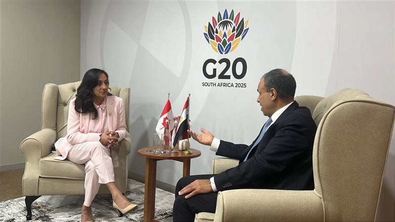 وزير الخارجية يلتقي وزيرة خارجية كندا