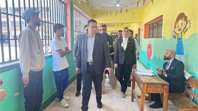 رئيس حزب العدل يتفقد لجان القاهرة الجديدة