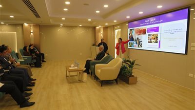  الولادة القيصرية خطر كبير.. تحذيرات صحية في ندوة «تنمية الأسرة»