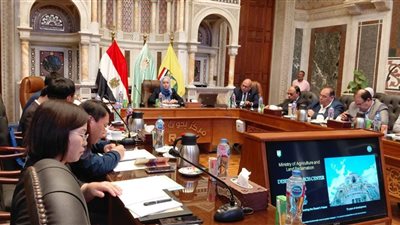 «بحوث الصحراء» يستقبل وفد الأكاديمية الصينية للغابات لبحث التعاون في مكافحة التصحر