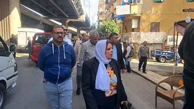 50 إزالة في حملة صباحية مكبرة بحي شرق لإعادة الانضباط للشارع السكندري