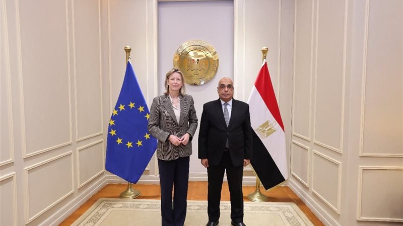 جانب من لقاء وزير العدل و رئيسة الوفد الاوروبى