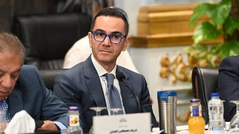  وزير الاستثمار والتجارة الخارجية
