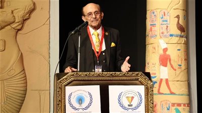 الأمم المتحدة تحتفي بمحمـد صبحي.. وسام التفرد وعضوية فخرية