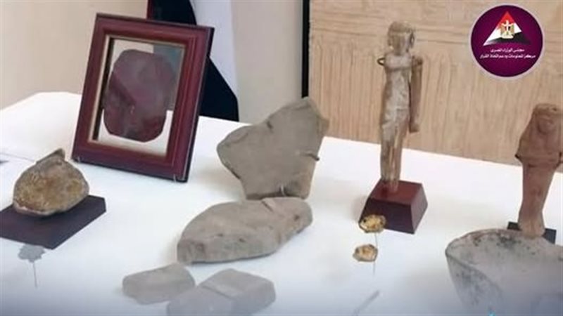  أستراليا تعيد 17 قطعة أثرية مصرية