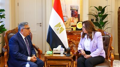 اجتماع حاسم بين وزيرة التنمية المحلية ومحافظ الدقهلية.. وهذه أبرز القرارات
