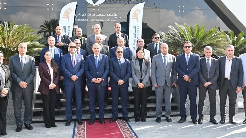 افتتاح محطتي طاقة شمسية جديدة بـ«النساجون الشرقيون»