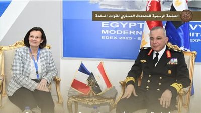 المتحدث العسكرى: لقاءات ثنائية لقادة الأفرع الرئيسية على هامش معرض 