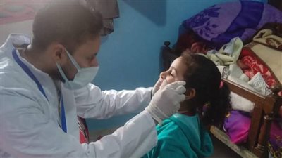 زيارة مفاجئة.. محافظ دمياط يوجه بإعدام أطعمة والكشف على أطفال دار أيتام