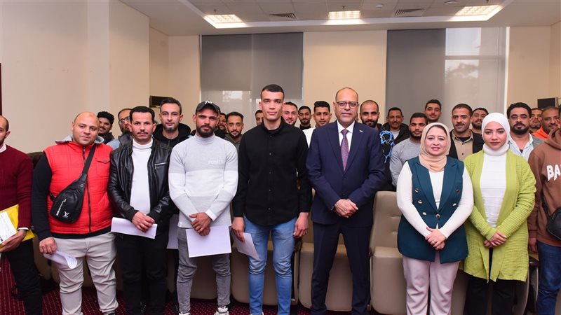 وزير العمل محمد جبران