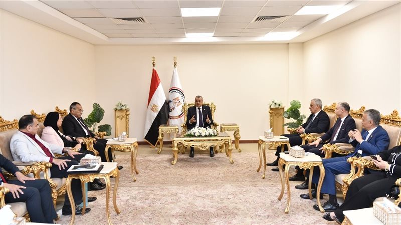 المعرض الدولي للصناعات الدفاعية EDEX 2025