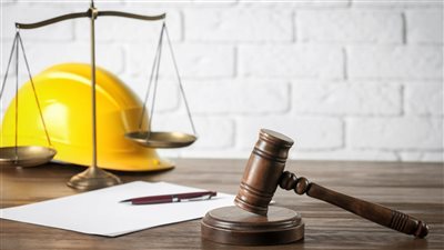 قانون العمل الجديد: ضوابط واضحة للإجازات السنوية تصل إلى 45 يومًا