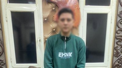 ضبط شخص بحوزته كروت انتخابية قبل توزيعها على الناخبين بمحيط لجنة في دمنهور 