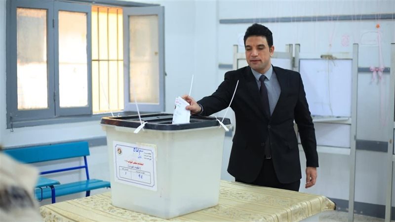 نائب المحافظ يدعى بصوته في الانتخابات 
