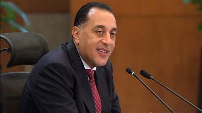 بختام جولته في الصف.. رئيس الوزراء يتفقد وحدة طب الأسرة بقرية 