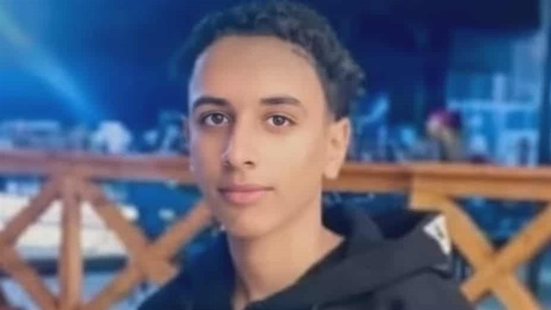 الشاب المتوفي 
