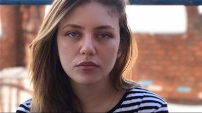 بعد غيابها عن الساحة الفنية.. القصة الكاملة لإصابة رحمة حسن بالصلع