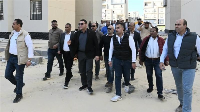 وزير الإسكان