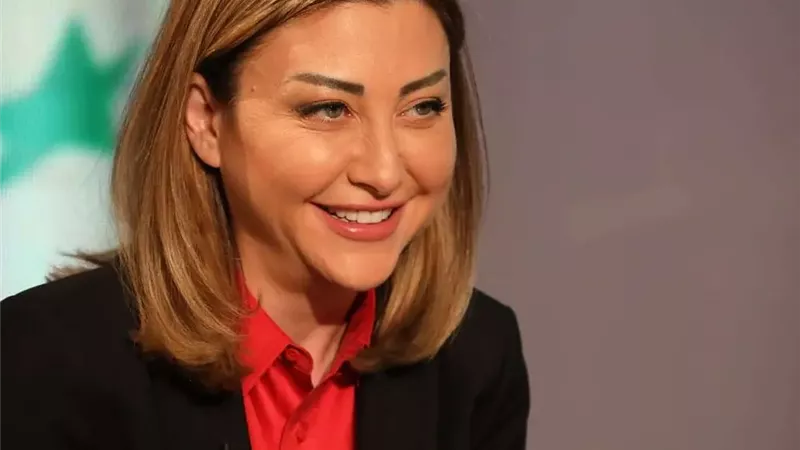 لونا الشبل