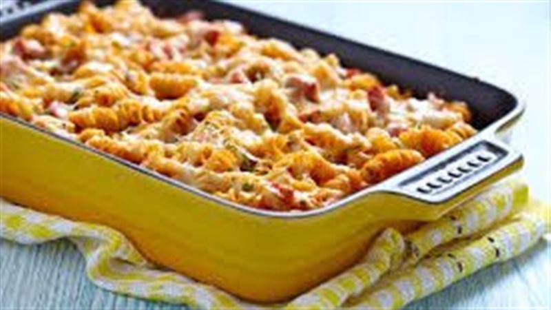 طاجن المكرونة بالجبنة 