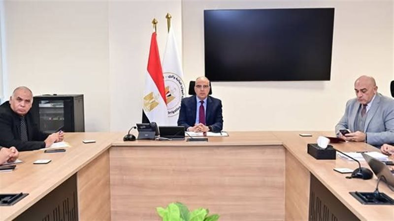 وزير الري 