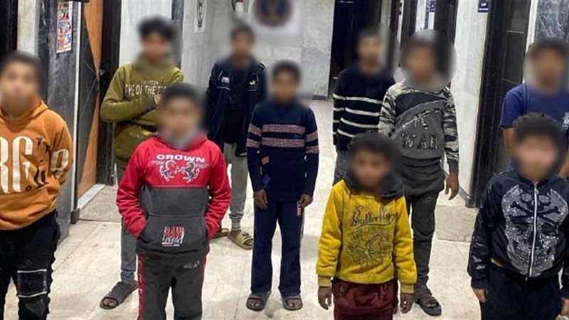 الأطفال المضبوطين 