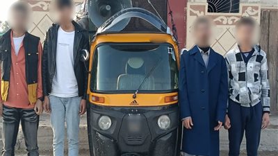 إحباط محاولة 3 أشخاص يحثون الناخبين على التصويت لمرشح بمكبر صوت في البحيرة