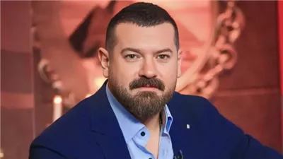  السبت.. عمرو يوسف ضيف برنامج