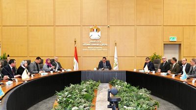 وزير الإسكان يؤكد على أهمية سرعة الانتهاء من ملف تقنين الأوضاع بالأراضي المضافة