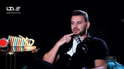 إسلام زكي يكشف كواليس أغنية “مليش بديل” في بودكاست “كاسيت”