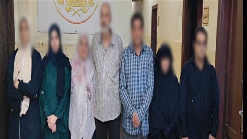 المتهمين 