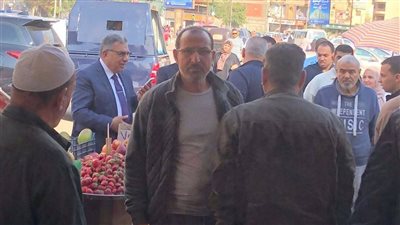 محافظ الدقهلية يوجه بعمل تخفيضات على السلع الأساسية بأسواق المعرض الدائم