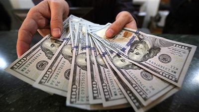 عاجل.. الدولار يتراجع 5 قروش أمام الجنيه في تعاملات اليوم 