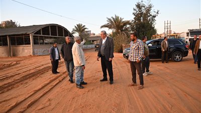محافظ الغربية يجول المحلة الكبرى ويشدد على التطوير والنظافة ومتابعة المشروعات