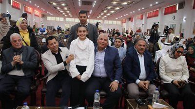 صبحي والزملوط يشهدان الحفل الختامي لمهرجان الرياضات التراثية والفنون